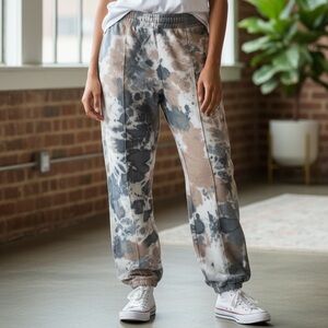 (NWT) Nike Loose Fit Tie Dye Cuffed Sweatpants in Slate Blue, Medium